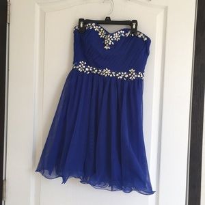 Formal Dress! Only worn a few times